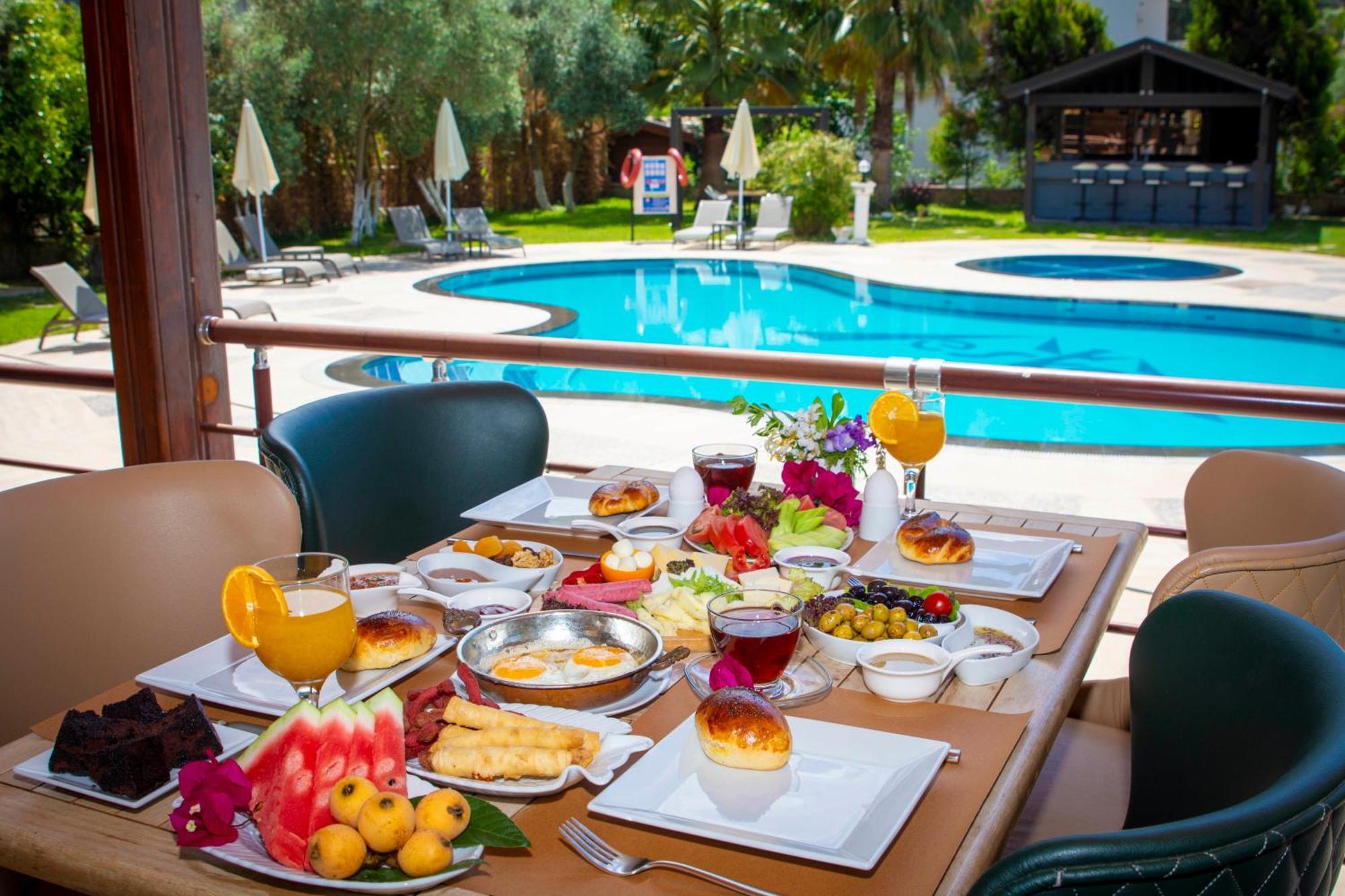 Mesken Inn Hotel Gocek  Ngoại thất bức ảnh