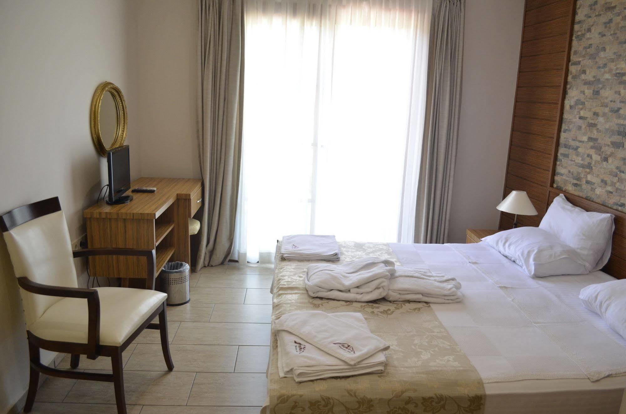 Mesken Inn Hotel Gocek  Ngoại thất bức ảnh